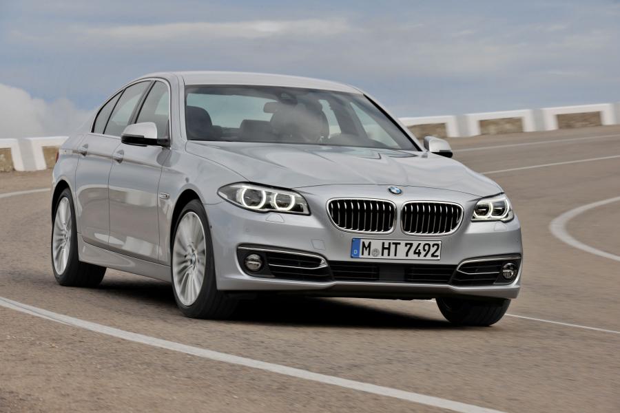  BMW 535i Sedan Luxury Line (F10) 2013 года  (фото 8 из 40)